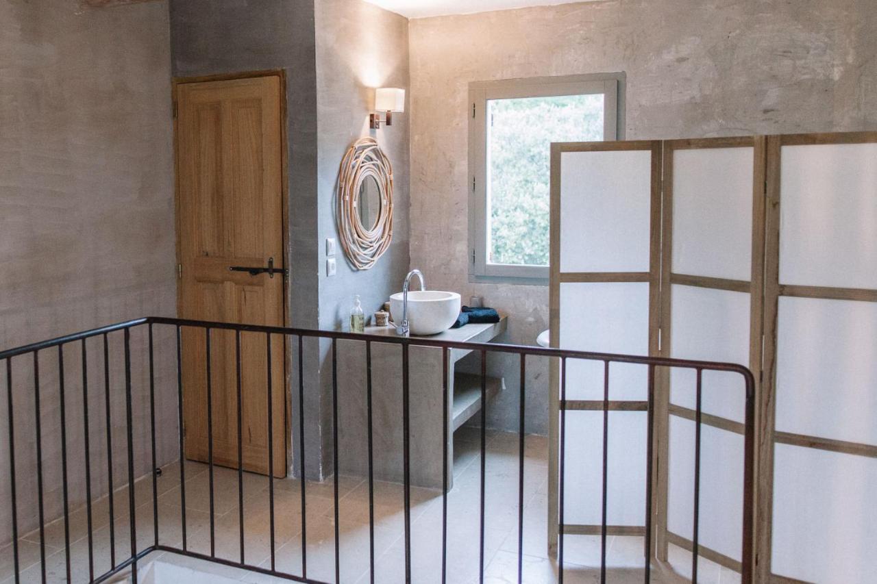 Le Mas De Cink Saint-Saturnin-d'Apt Exteriör bild