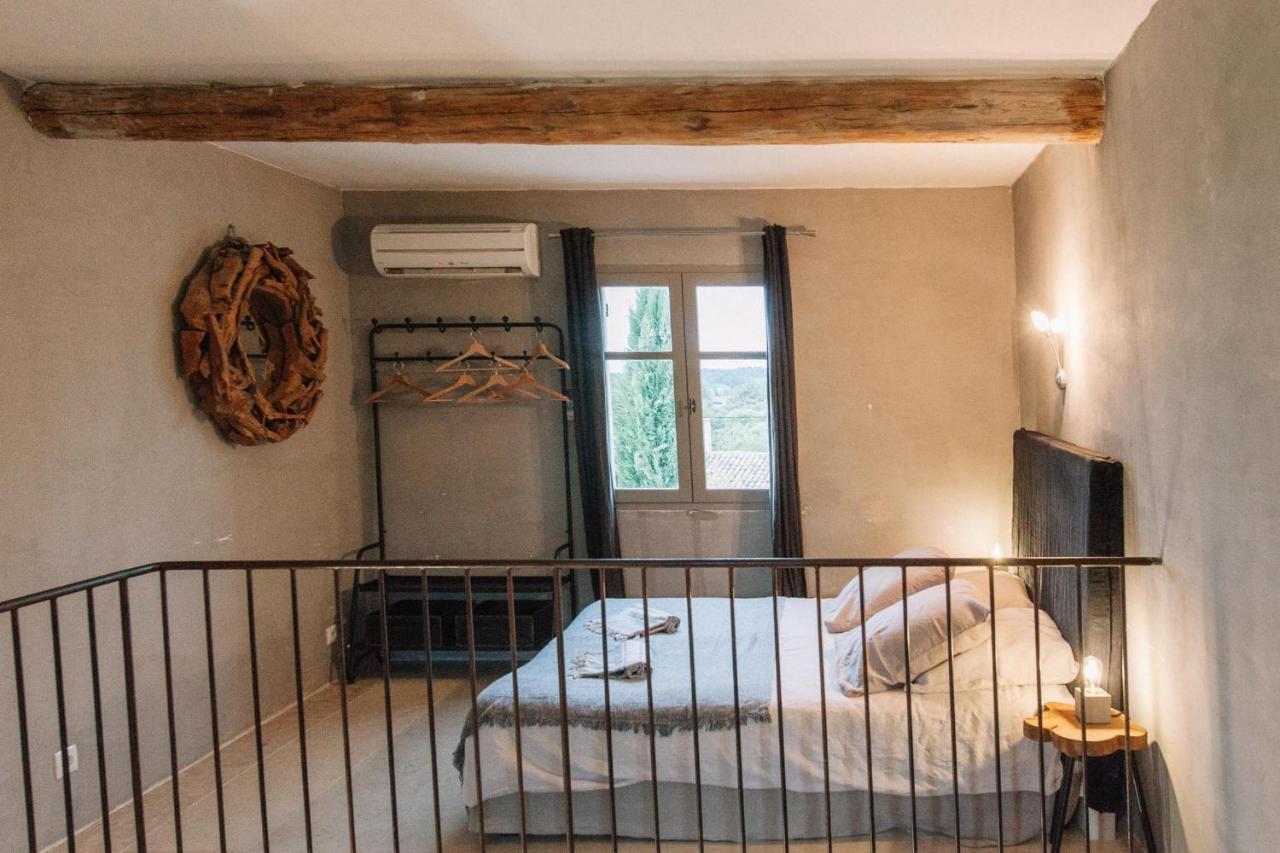 Le Mas De Cink Saint-Saturnin-d'Apt Exteriör bild